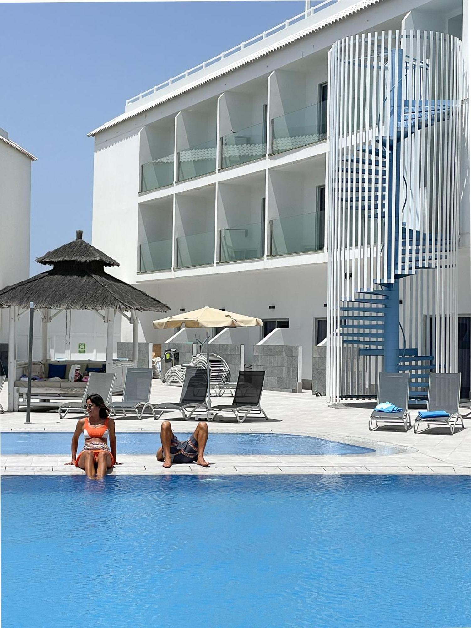 Corralejo Surfing Colors Hotel&Apartments Exterior foto